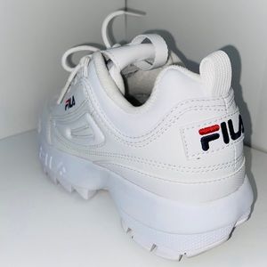 SOLD Filas